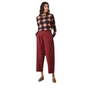NWT SKFK Niobe Burgundy Wine Pleated Textured Organic Cotton Cropped Pants